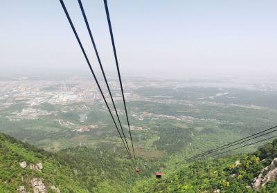 2026年9月庐山旅行社表扬信：山东游客手写感谢，导游蹲下来陪老人聊天的一幕让人动容